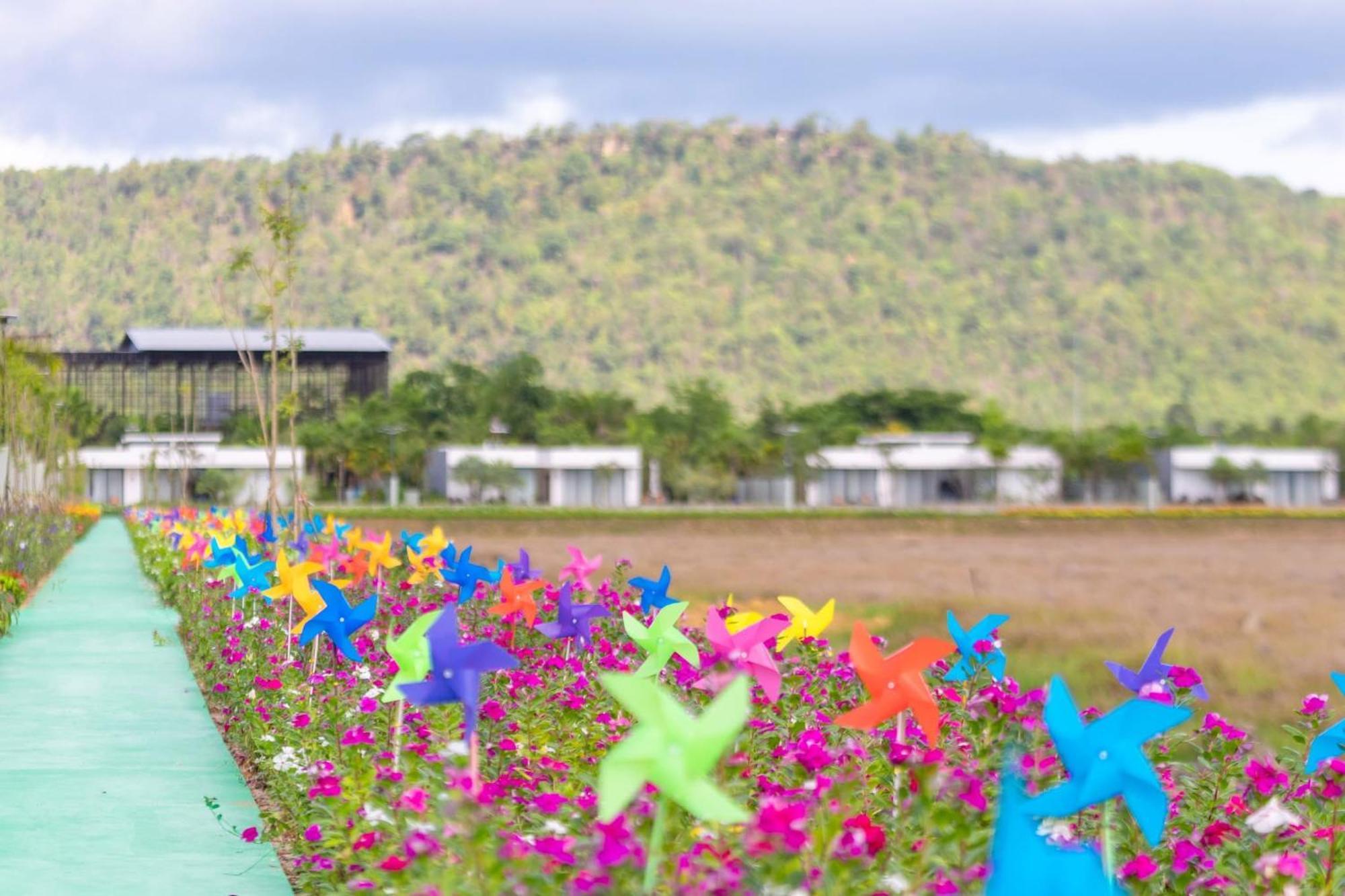Wonderland Suites And Resort Sihanoukville Extérieur photo